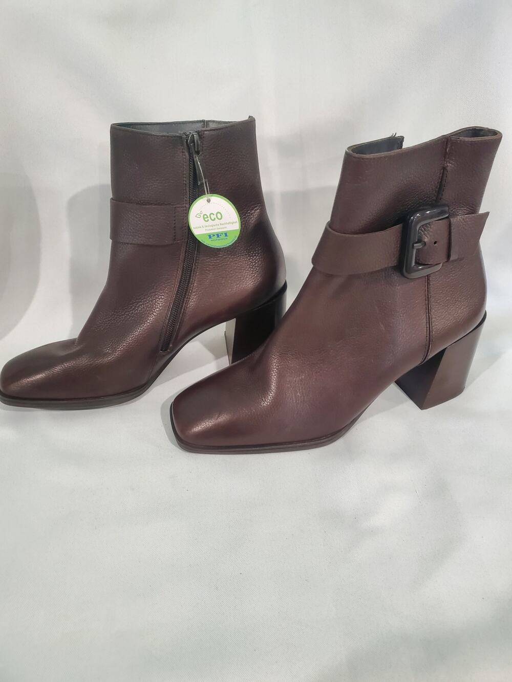 NEW Paul Green NIRVANA Pebble Leather Bootie Made In Austria.s48